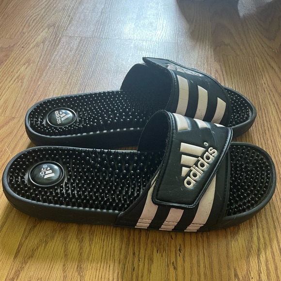 Adidas massage slides - Picture 8 of 9
